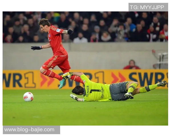 拜仁慕尼黑横扫德甲上半区全胜战绩令人胆寒大比分频现